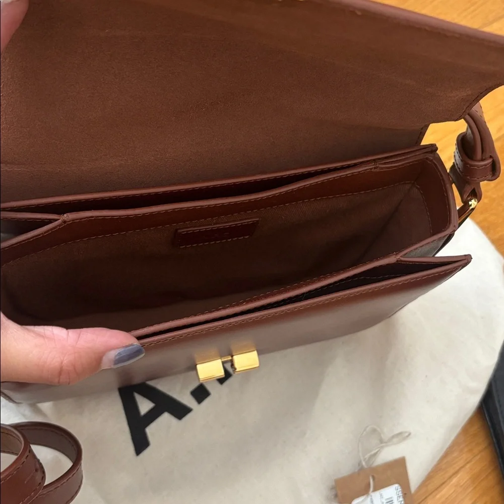 A.P.C. Small Grace Leather Shoulder Bag - Picture 5 of 7